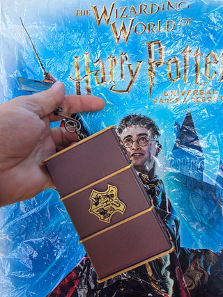 Ornement Boîte-Cadeau Malle de Poudlard™ - Exclusivité Universal Studios™