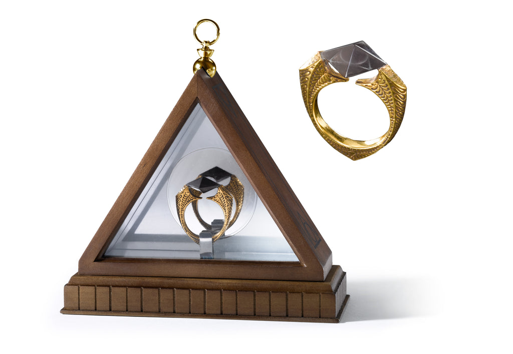 Voldemort's Horcrux Ring with Display Case | Witch and Magic – Sorcière ...